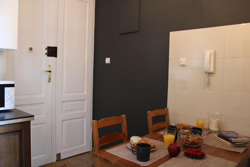 Dominican Square By Hashtag Apartments Cracóvia Exterior foto